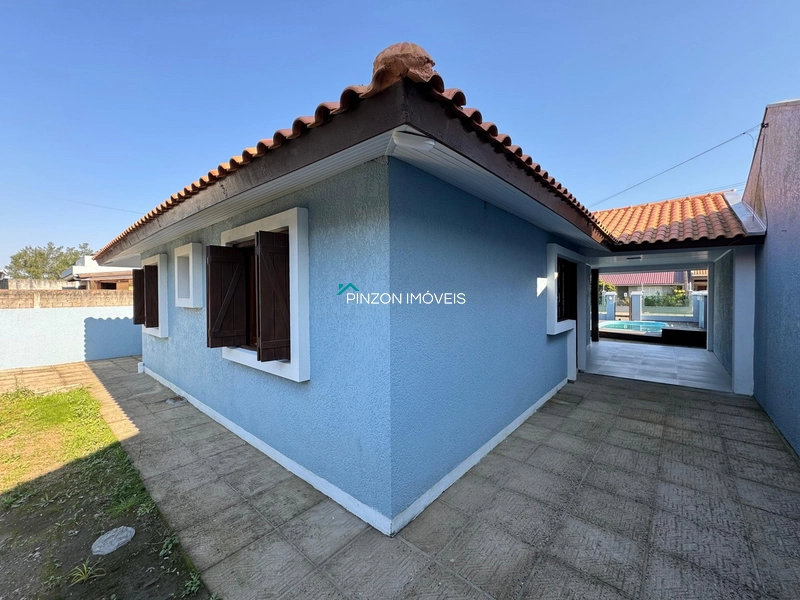 CASA COM PISCINA EM XANGRI-LÁ: 8ª foto da galeria de imagens do imóvel