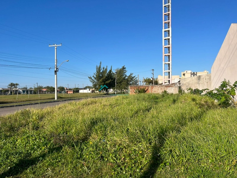 Terreno com localização privilegiada.: 4ª foto da galeria de imagens do imóvel