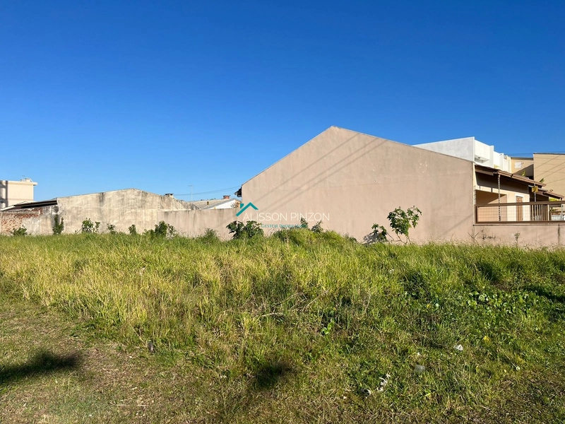 Terreno com localização privilegiada.: 3ª foto da galeria de imagens do imóvel