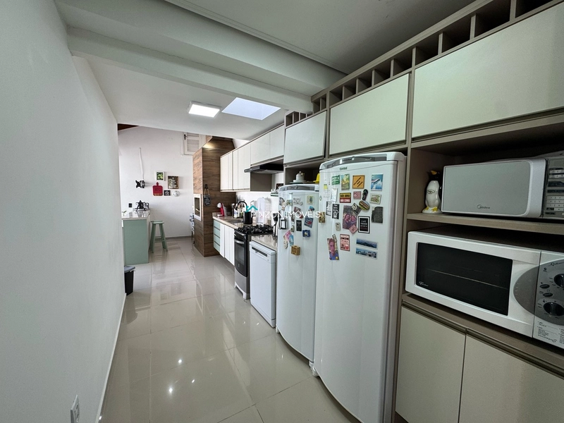 CASA COM PISCINA PRÓXIMA DA PRAIA: 17ª foto da galeria de imagens do imóvel