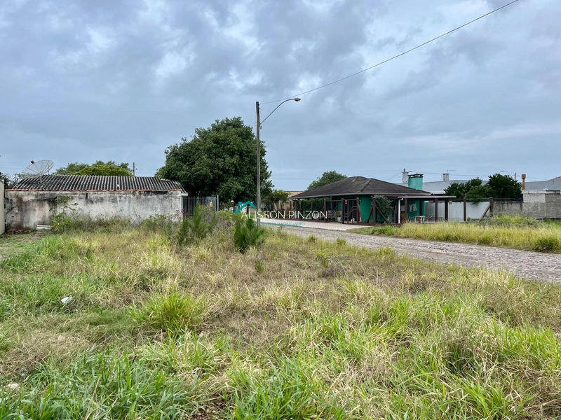 Excelente terreno de esquina em Atlântida Sul.: 6ª foto da galeria de imagens do imóvel