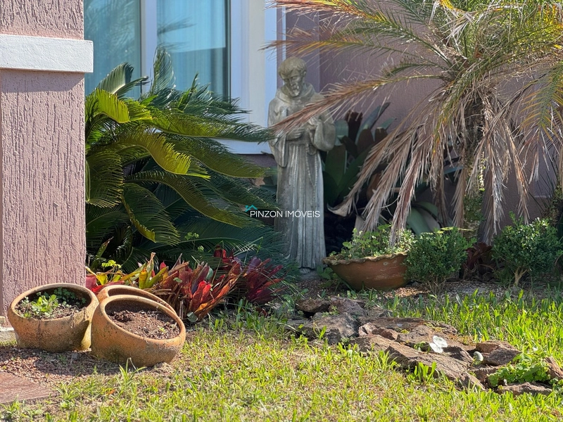 PROPRIEDADE A 100 METROS DA PRAIA: 3ª foto da galeria de imagens do imóvel