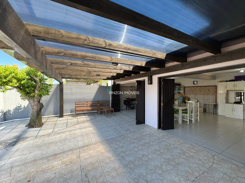 Casa a 350m da praia.: 8ª foto da galeria de imagens do imóvel