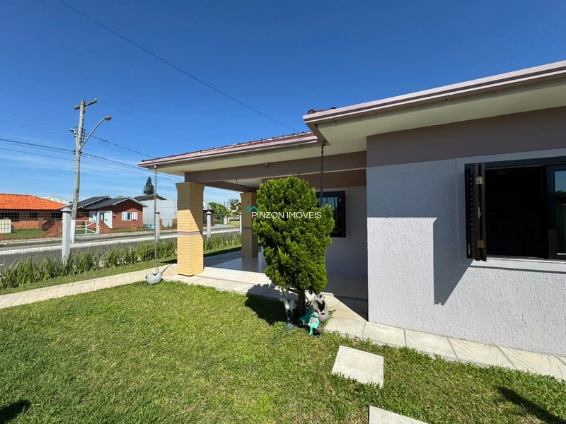 Casa a 350m da praia.: 4ª foto da galeria de imagens do imóvel