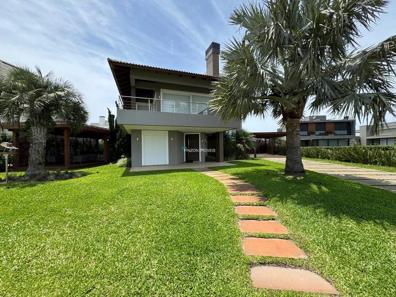 Casa de frente para Lagoa.: 6ª foto da galeria de imagens do imóvel