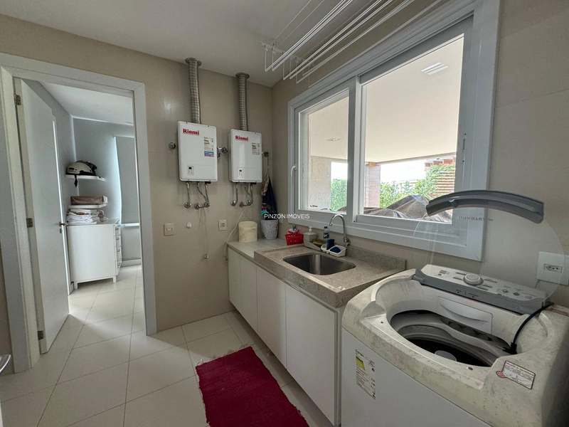 Casa de frente para Lagoa.: 36ª foto da galeria de imagens do imóvel