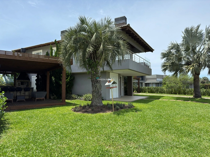 Casa de frente para Lagoa.: 5ª foto da galeria de imagens do imóvel