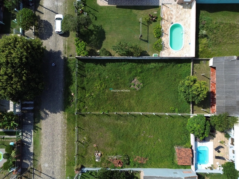 Terreno localizado em região de moradores.: 4ª foto da galeria de imagens do imóvel