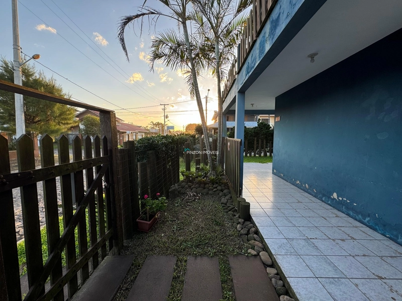 SOBRADO A 100M DA PRAIA: 9ª foto da galeria de imagens do imóvel