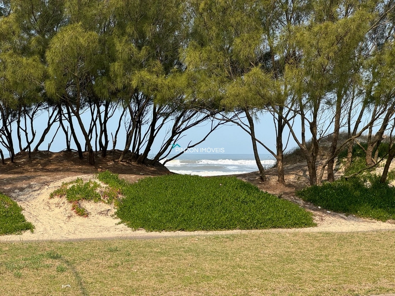 Terreno na beira mar.: 1ª foto da galeria de imagens do imóvel