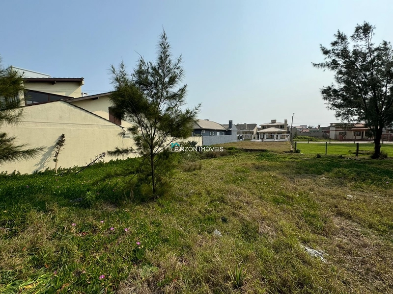Terreno na beira mar.: 2ª foto da galeria de imagens do imóvel