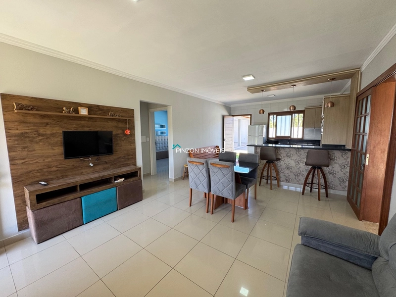 CASA COM PISCINA EM ATLÂNTIDA SUL: 9ª foto da galeria de imagens do imóvel