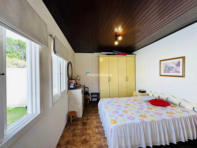 CASA COM PISCINA A 200M DA PRAIA: 14ª foto da galeria de imagens do imóvel