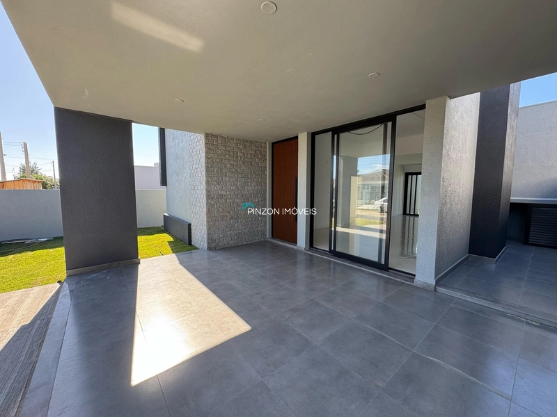 CASA NOVA A 400 METROS DA PRAIA: 2ª foto da galeria de imagens do imóvel