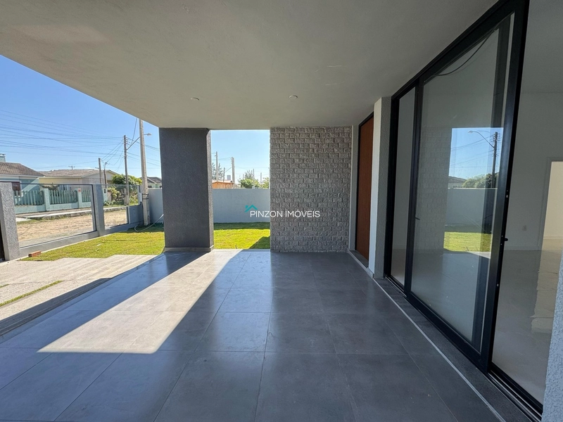 CASA NOVA A 400 METROS DA PRAIA: 4ª foto da galeria de imagens do imóvel