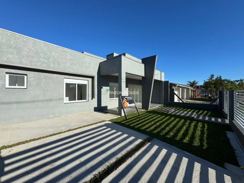 CASA EM ATLÂNTIDA SUL: 2ª foto da galeria de imagens do imóvel