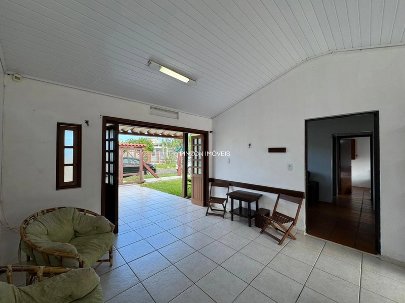 CASA EM ATLÂNTIDA SUL: 18ª foto da galeria de imagens do imóvel