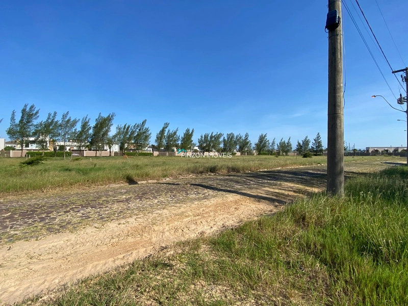 TERRENO À VENDA: 2ª foto da galeria de imagens do imóvel