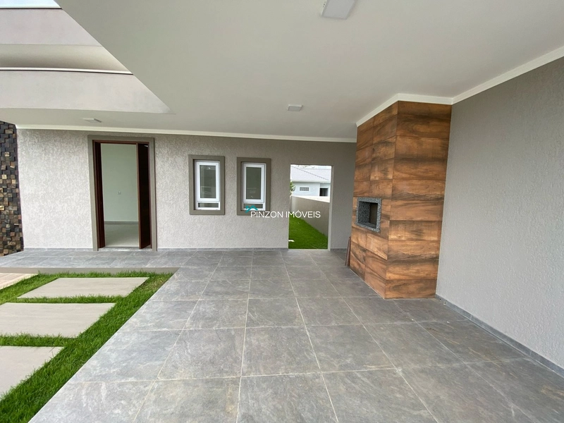 CASA A 60M DA PRAIA EM ARROIO DO SAL: 5ª foto da galeria de imagens do imóvel