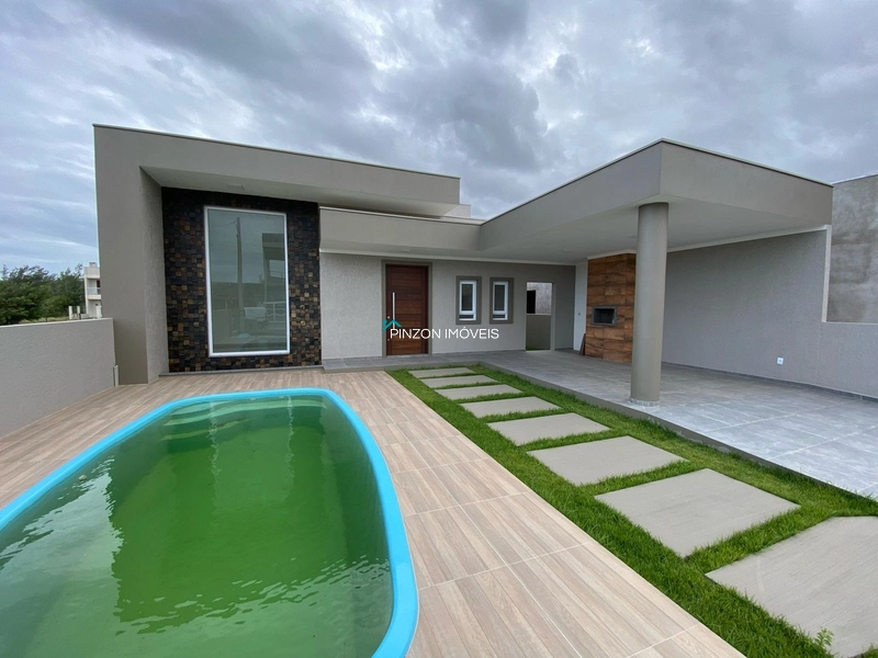 CASA A 60M DA PRAIA EM ARROIO DO SAL: 2ª foto da galeria de imagens do imóvel