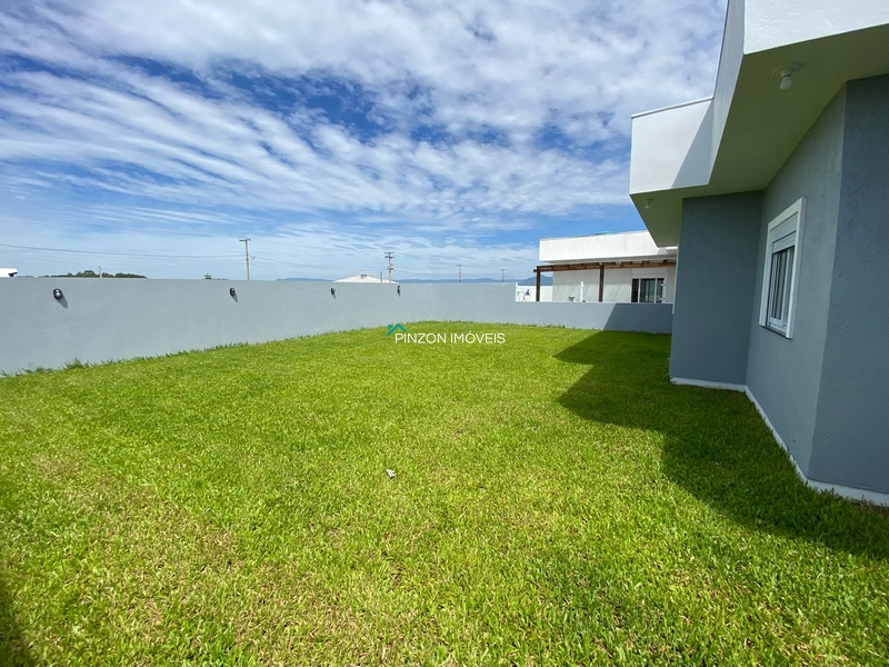 CASA COM PISCINA EM ARROIO DO SAL: 15ª foto da galeria de imagens do imóvel