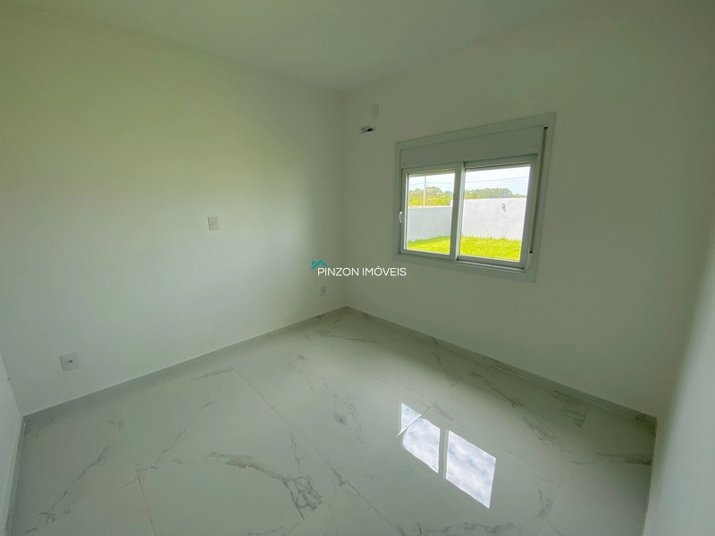 CASA COM PISCINA EM ARROIO DO SAL: 10ª foto da galeria de imagens do imóvel