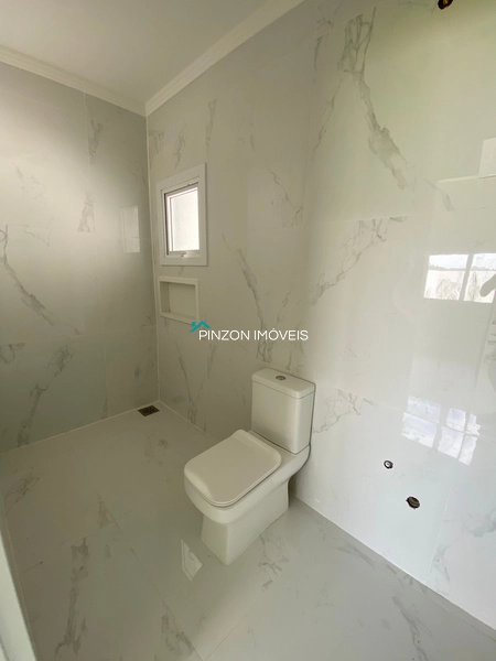 CASA COM PISCINA EM ARROIO DO SAL: 14ª foto da galeria de imagens do imóvel