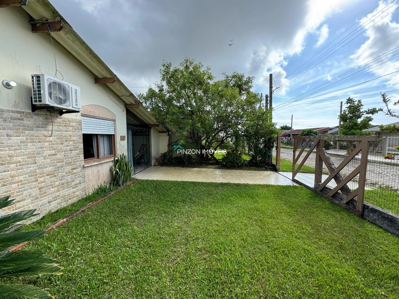 CASA COM PISCINA EM REGIAO DE MORADORES.: 2ª foto da galeria de imagens do imóvel