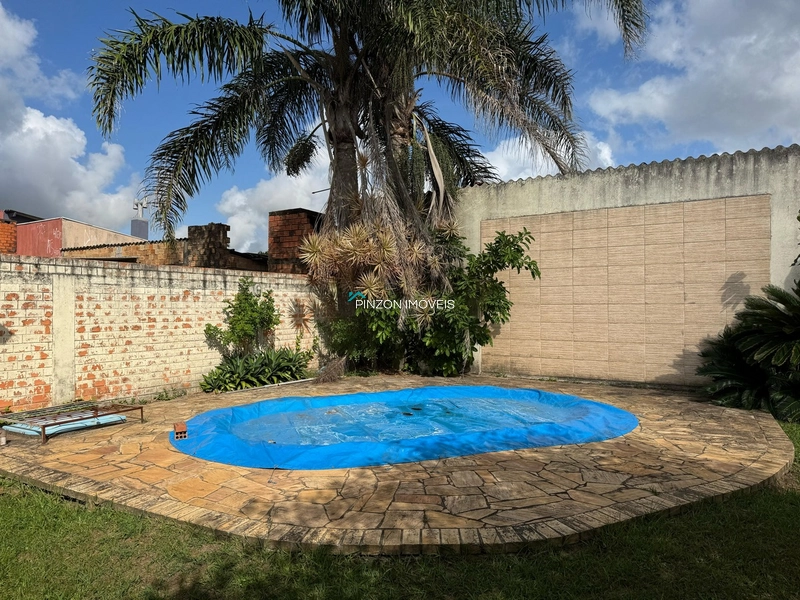 CASA COM PISCINA EM REGIAO DE MORADORES.: 5ª foto da galeria de imagens do imóvel