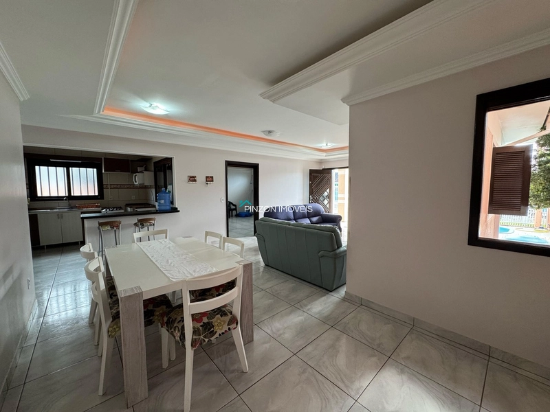 CASA COM PISCINA A 150M DO MAR: 5ª foto da galeria de imagens do imóvel