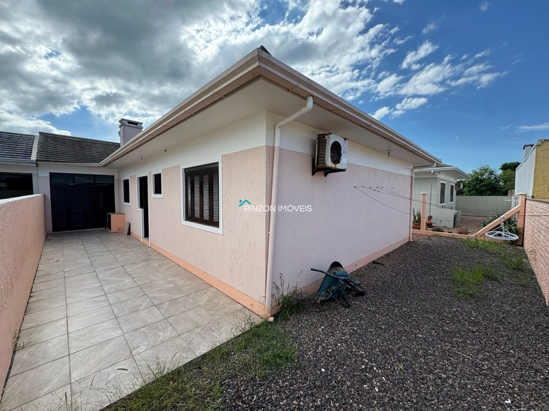 CASA COM PISCINA A 150M DO MAR: 22ª foto da galeria de imagens do imóvel