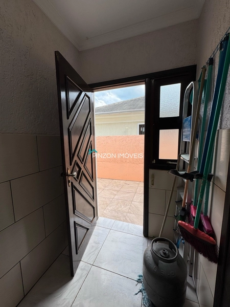 CASA COM PISCINA A 150M DO MAR: 19ª foto da galeria de imagens do imóvel