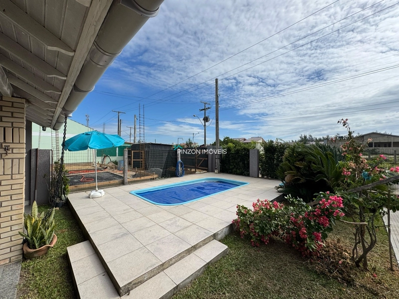 CASA COM PISCINA EM MARIÁPOLIS: 4ª foto da galeria de imagens do imóvel
