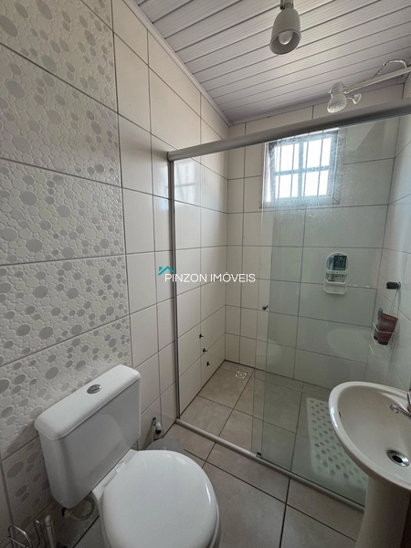 CASA COM PISCINA EM MARIÁPOLIS: 21ª foto da galeria de imagens do imóvel