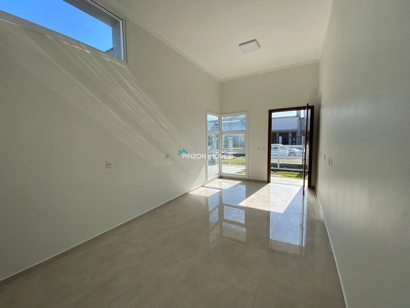 CASA A 60 METROS DA PRAIA: 8ª foto da galeria de imagens do imóvel