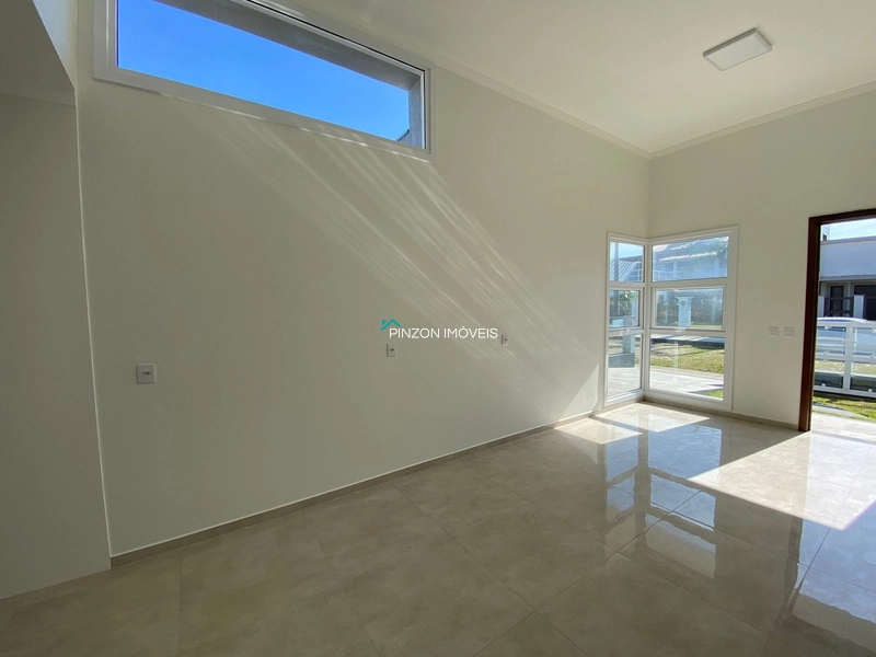 CASA A 60 METROS DA PRAIA: 9ª foto da galeria de imagens do imóvel
