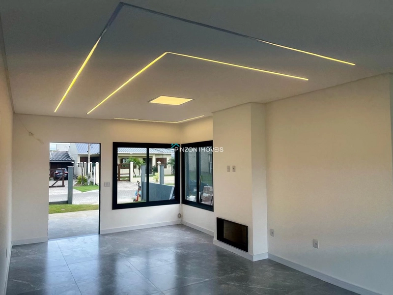 CASA NOVA A 400M DA PRAIA.: 7ª foto da galeria de imagens do imóvel