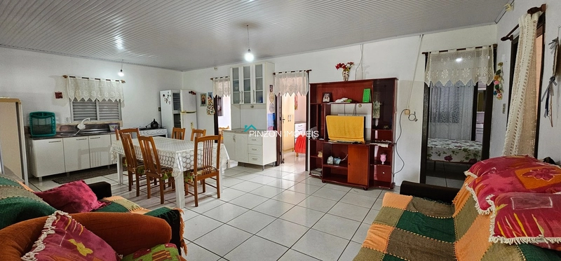 CASA EM AREIAS BRANCAS: 5ª foto da galeria de imagens do imóvel