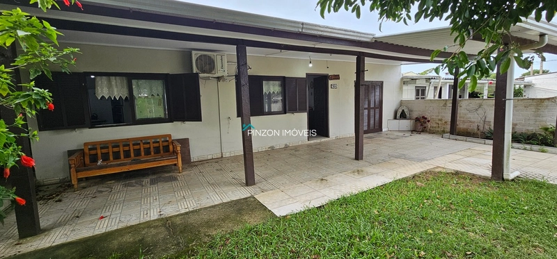 CASA EM AREIAS BRANCAS: 2ª foto da galeria de imagens do imóvel