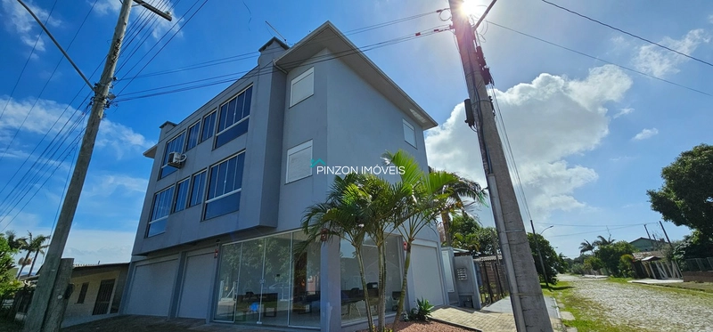 APARTAMENTO NO CENTRO DE ARROIO DO SAL: 1ª foto da galeria de imagens do imóvel