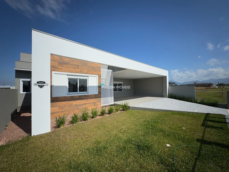 CASA DE ALTO PADRÃO EM ARROIO DO SAL: 3ª foto da galeria de imagens do imóvel