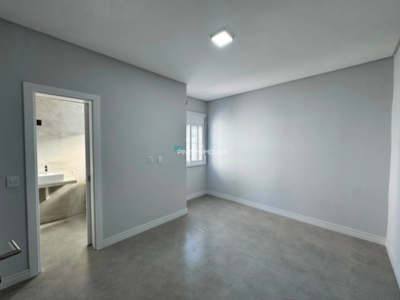 CASA EM OBRA: 8ª foto da galeria de imagens do imóvel