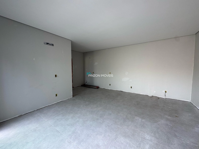 CASA COM PISCINA A 400 METROS DA PRAIA: 22ª foto da galeria de imagens do imóvel