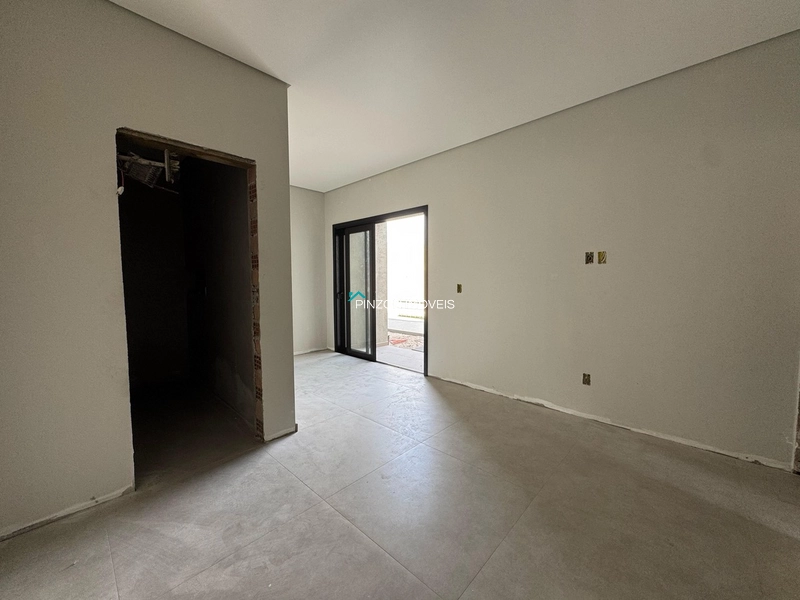 CASA COM PISCINA A 400 METROS DA PRAIA: 18ª foto da galeria de imagens do imóvel