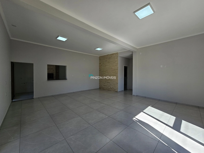 CASA COM PISCINA EM ARROIO DO SAL: 8ª foto da galeria de imagens do imóvel