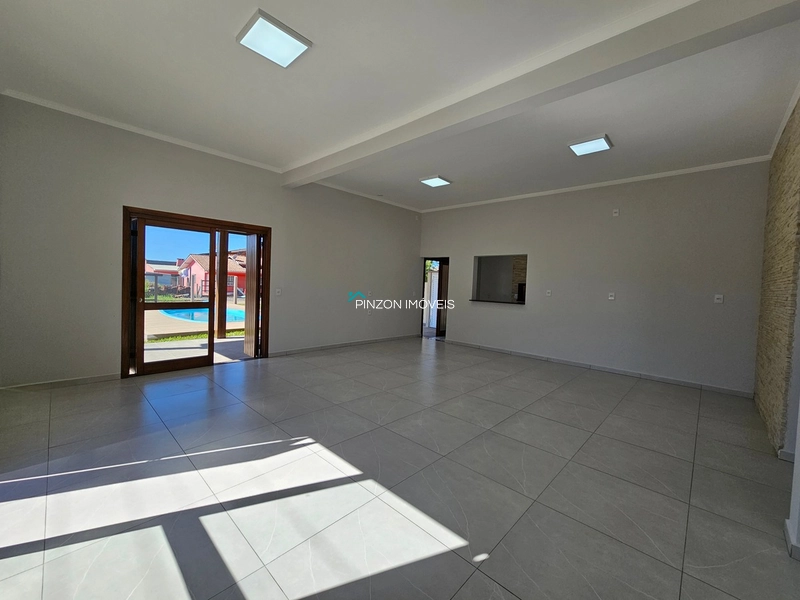 CASA COM PISCINA EM ARROIO DO SAL: 9ª foto da galeria de imagens do imóvel