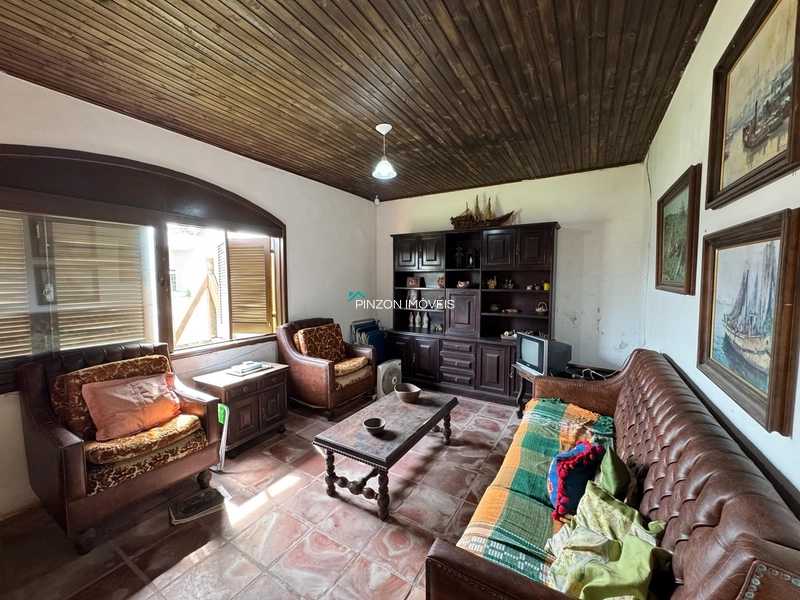 CASA NA AVENIDA SAQUAREMA A 250 METROS DA PRAIA: 8ª foto da galeria de imagens do imóvel
