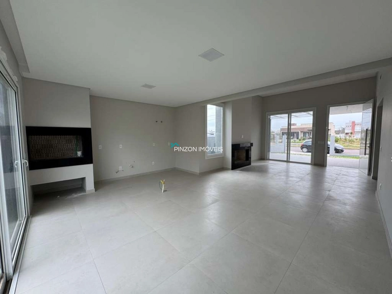 CASA EM CONSTRUÇÃO NA AVENIDA: 11ª foto da galeria de imagens do imóvel