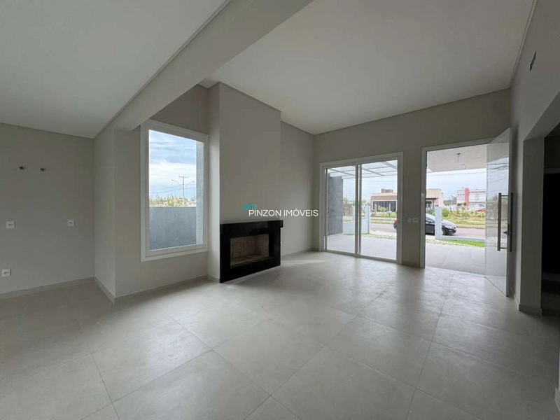 CASA EM CONSTRUÇÃO NA AVENIDA: 8ª foto da galeria de imagens do imóvel