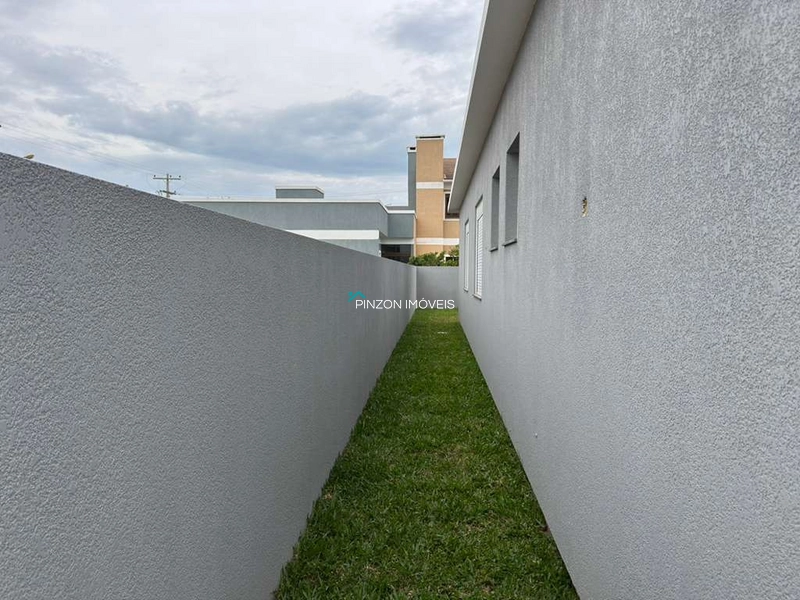 CASA EM CONSTRUÇÃO NA AVENIDA: 6ª foto da galeria de imagens do imóvel